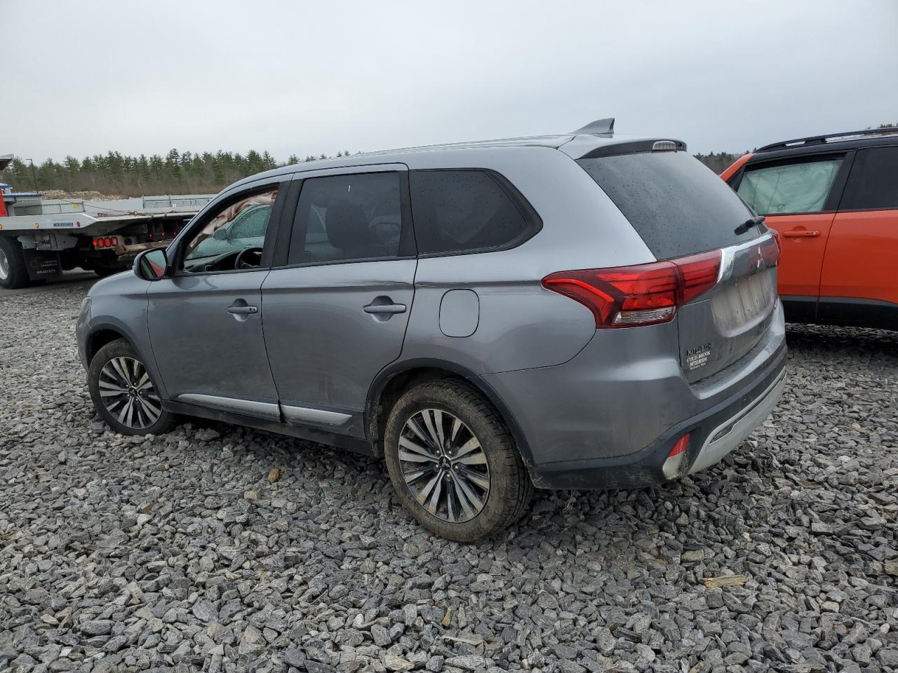 JA4AZ3A37KZ034031 2019 Mitsubishi Outlander Se