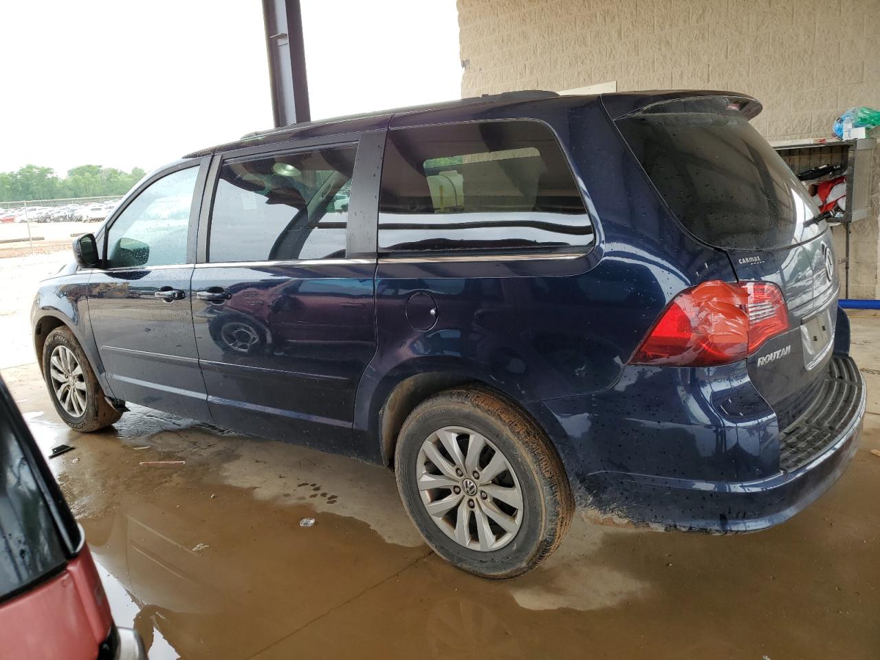 2C4RVABG9DR725651 2013 Volkswagen Routan Se