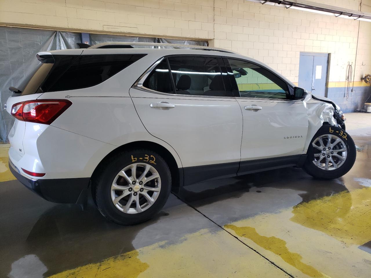 2GNAXKEV3L6131104 2020 Chevrolet Equinox Lt