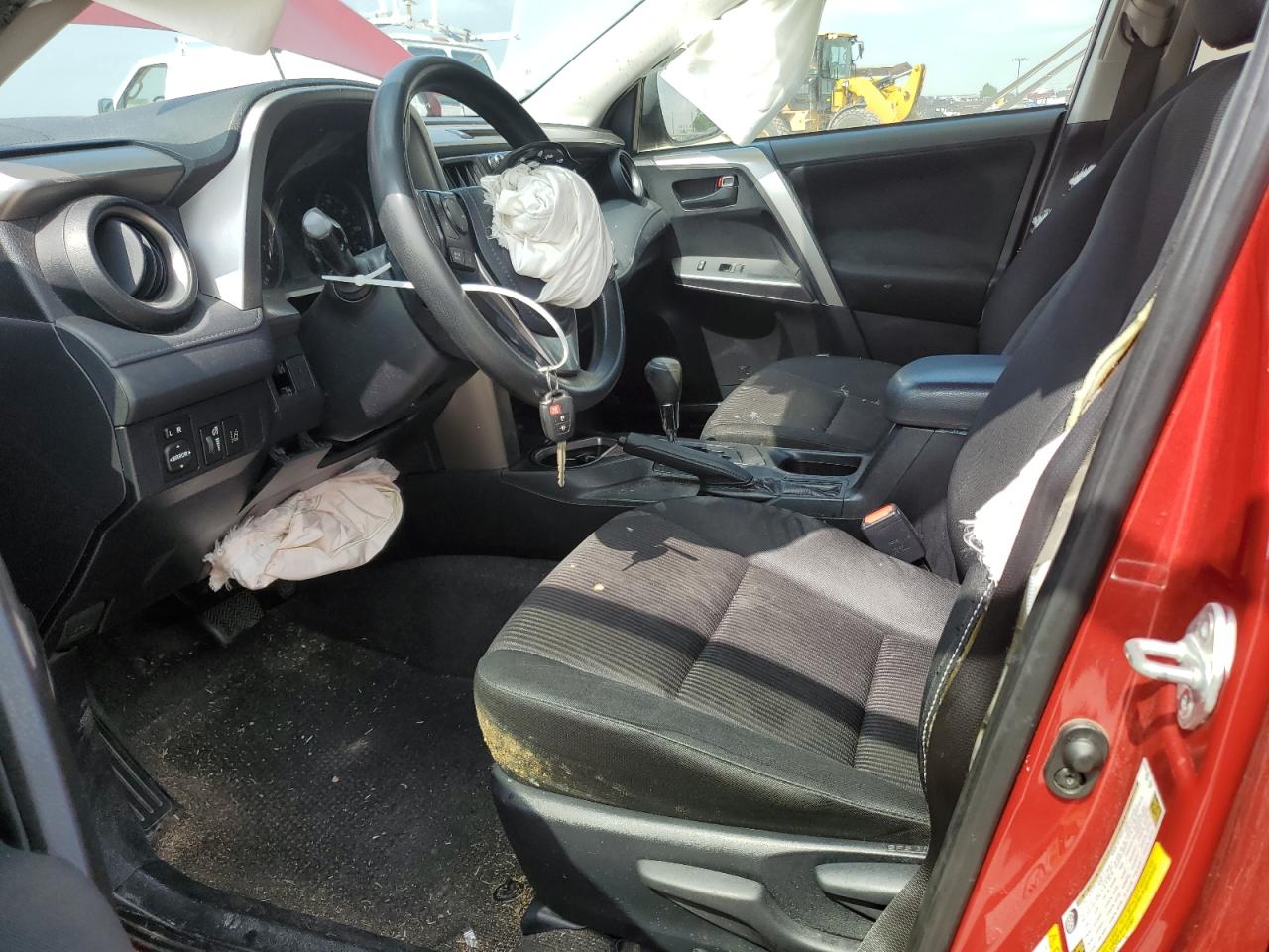 JTMZFREV6HJ135696 2017 Toyota Rav4 Le