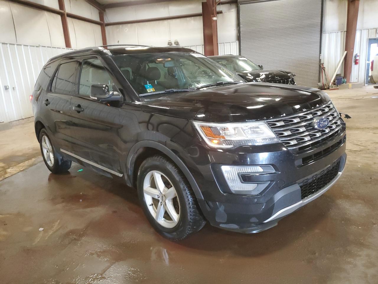 1FM5K8D8XGGC15381 2016 Ford Explorer Xlt