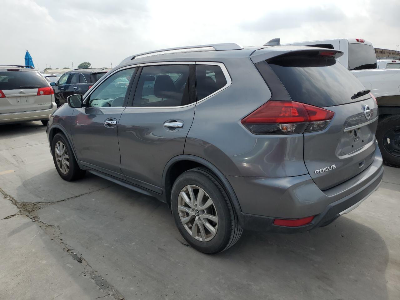 KNMAT2MT0JP518680 NISSAN ROGUE 2018