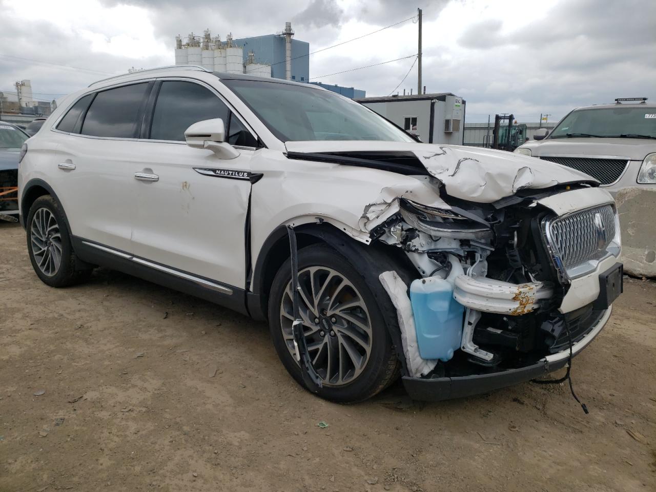 2019 Lincoln Nautilus Reserve vin: 2LMPJ6L95KBL39704