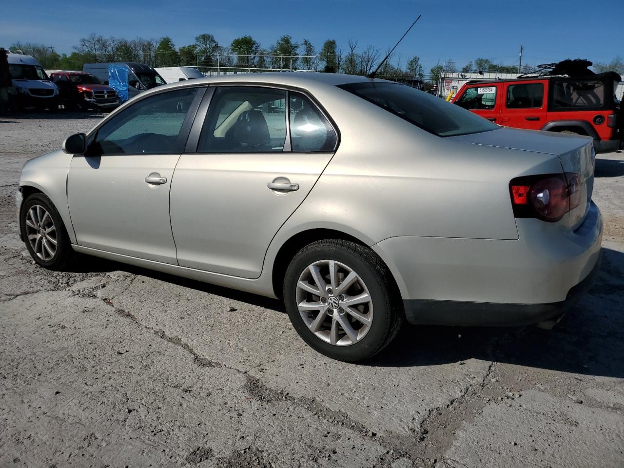 3VWRZ7AJ1AM164964 2010 Volkswagen Jetta Se