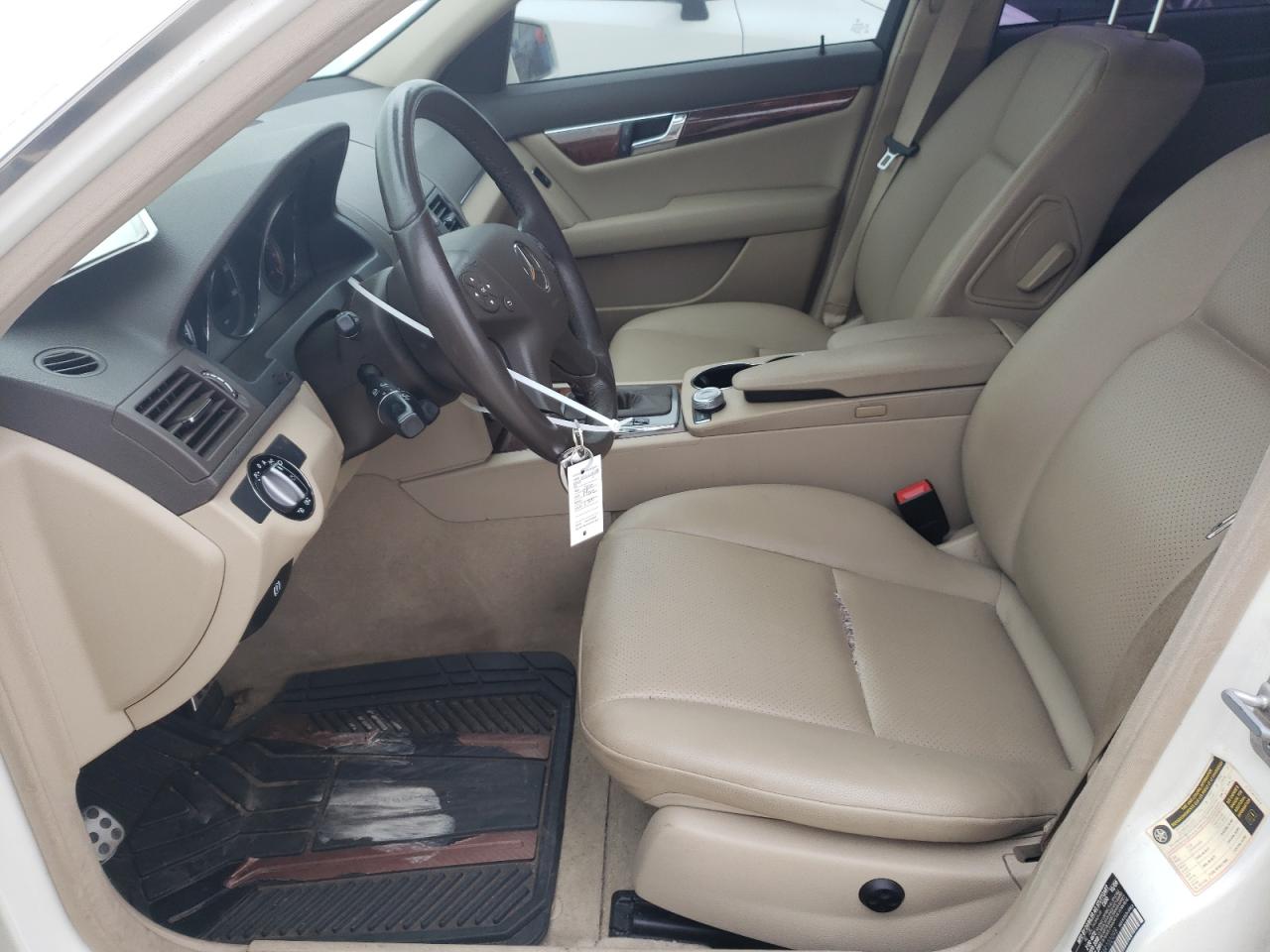 WDDGF8BB7AR102098 2010 Mercedes-Benz C 300 4Matic