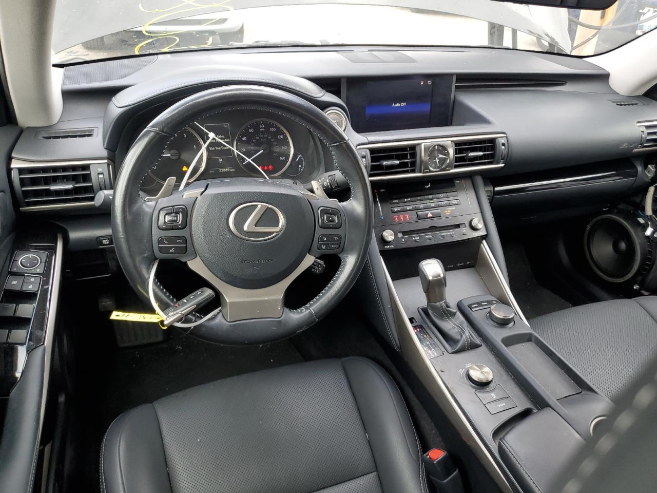 JTHBA1D21J5075686 2018 Lexus Is 300