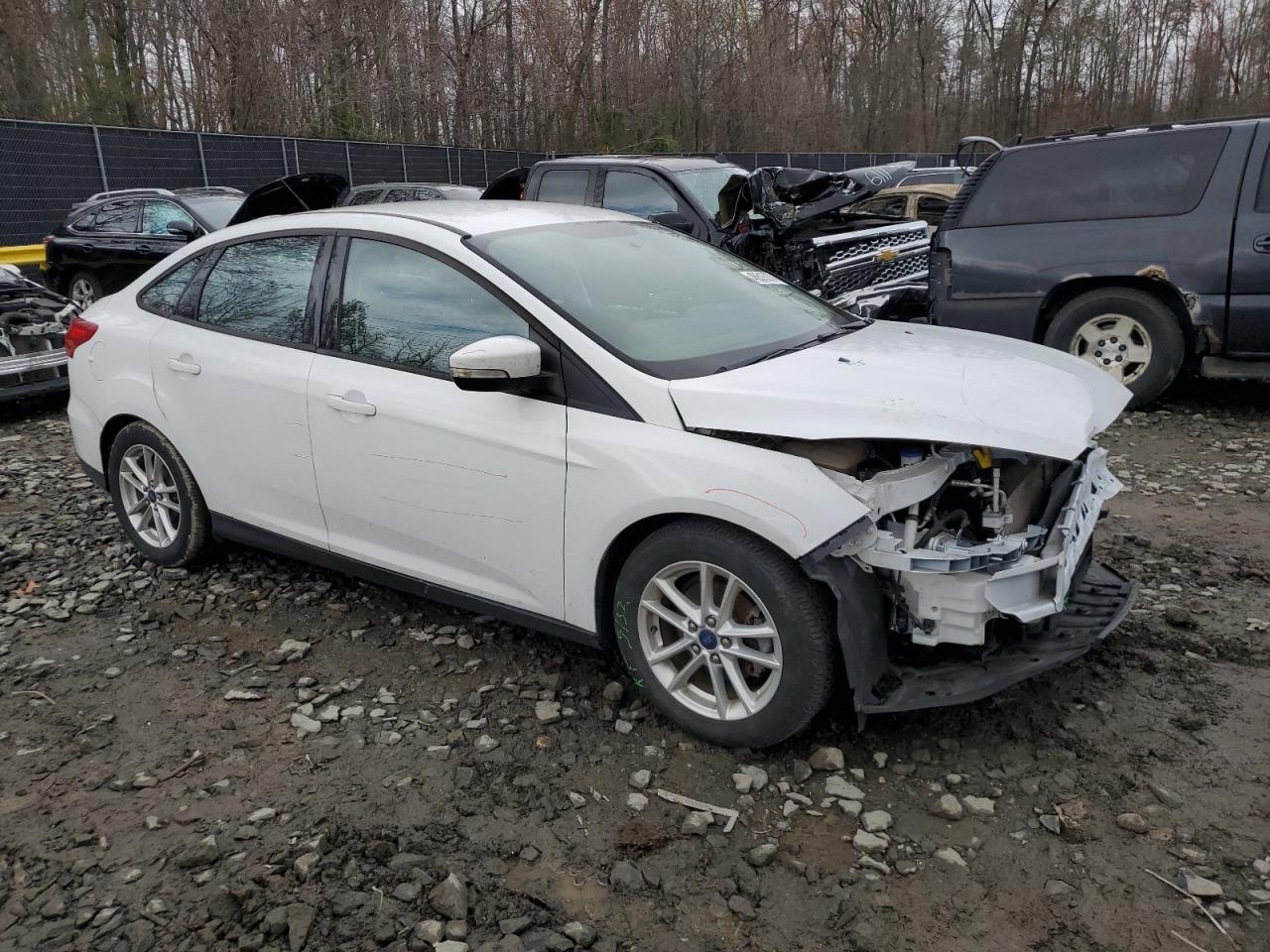 1FADP3F21FL353867 2015 Ford Focus Se