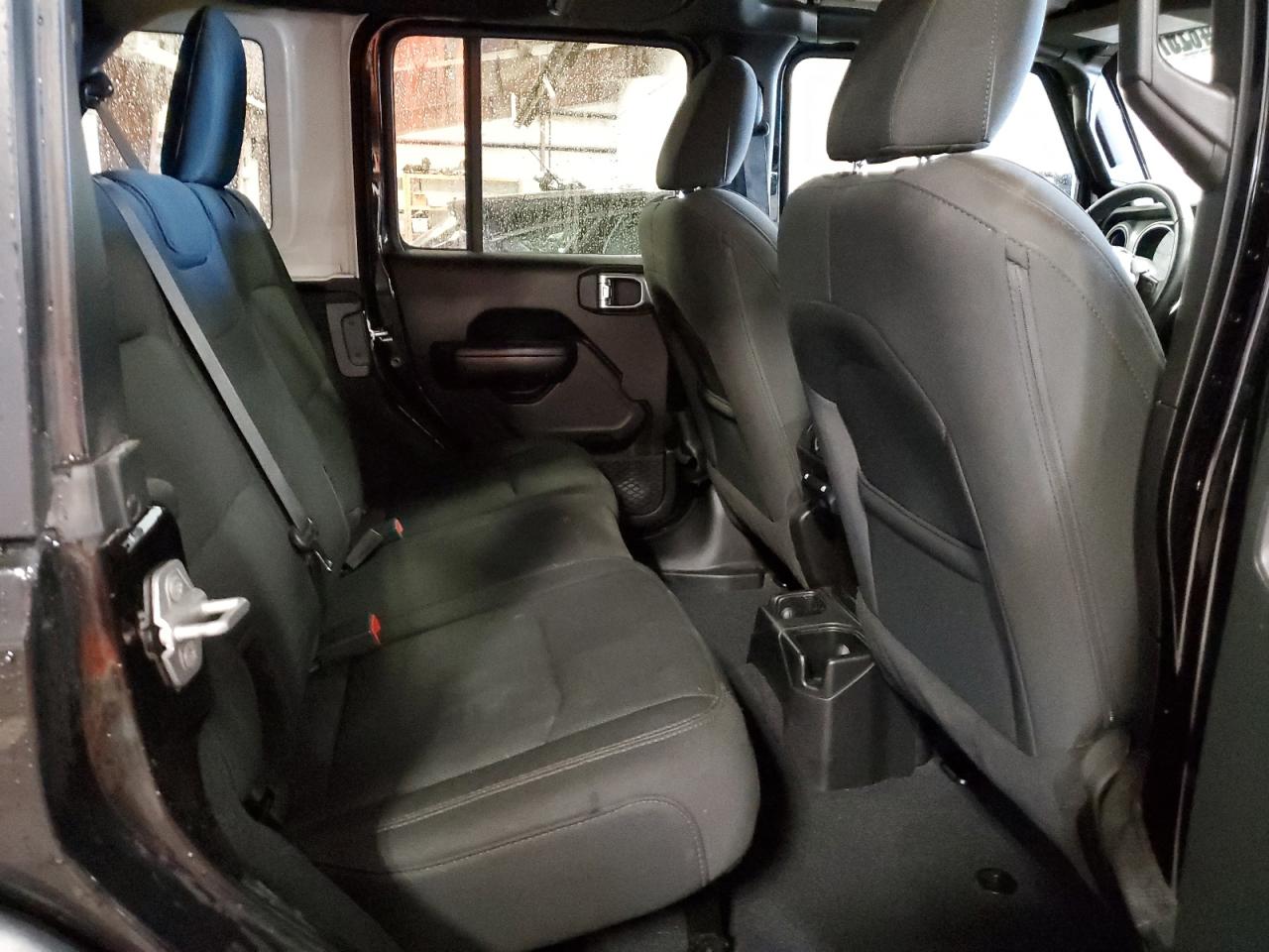 1C4HJXDG8KW589864 2019 Jeep Wrangler Unlimited Sport