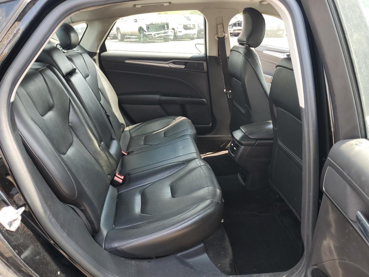 3FA6P0SU2GR402396 FORD FUSION 2016