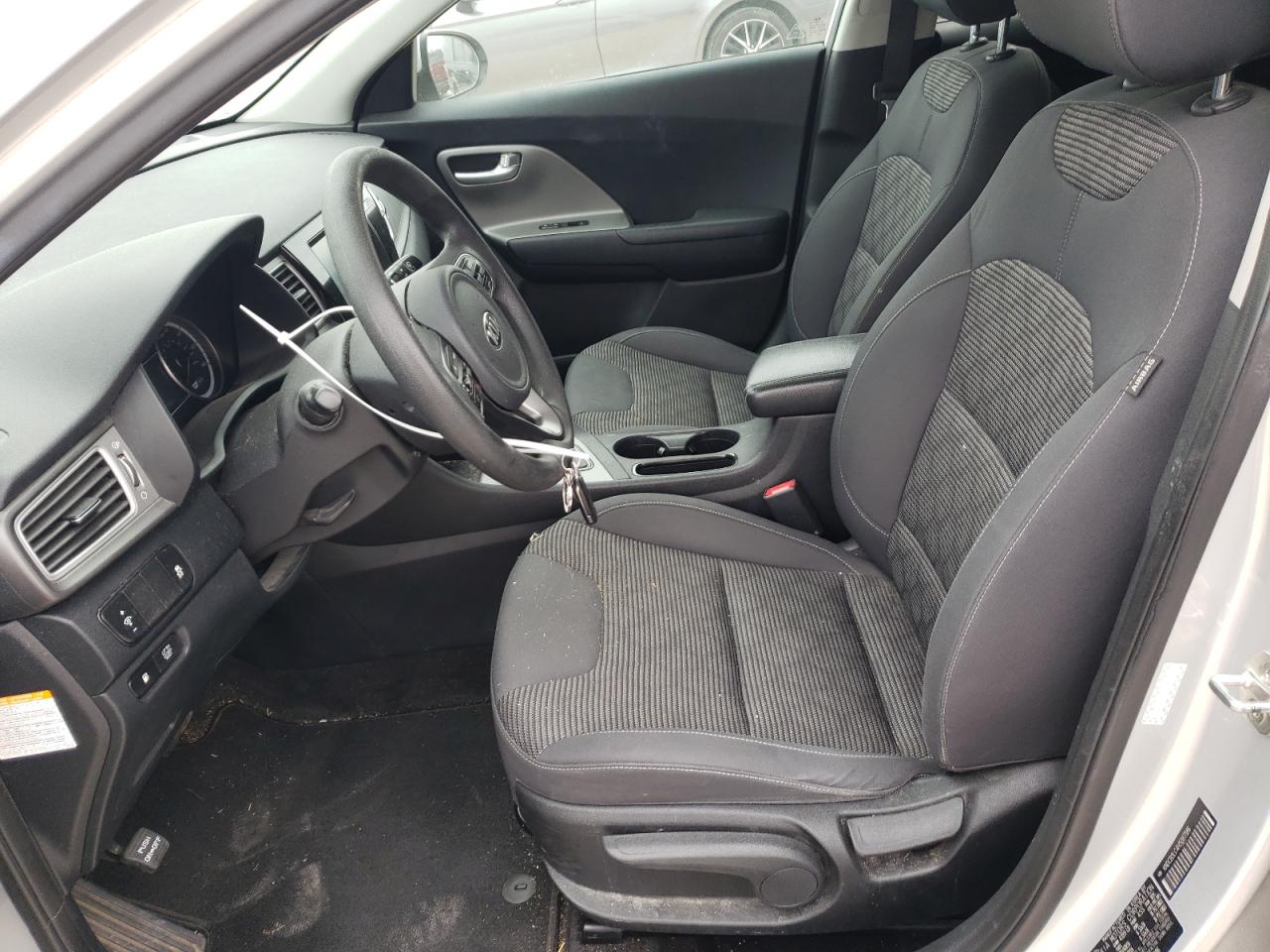 KNDCB3LC4H5087186 2017 Kia Niro Fe