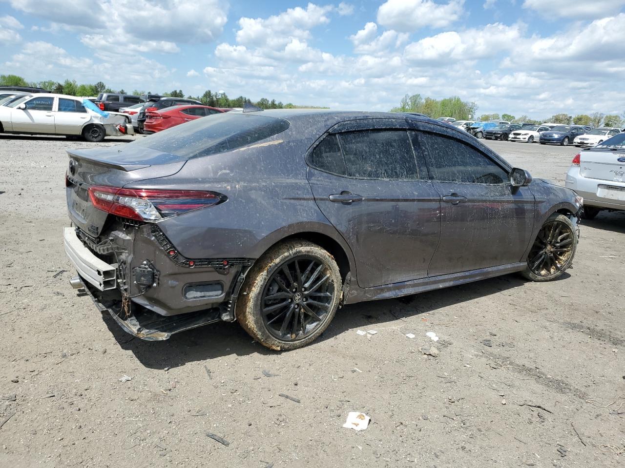 4T1K31AK3NU591068 2022 Toyota Camry Xse