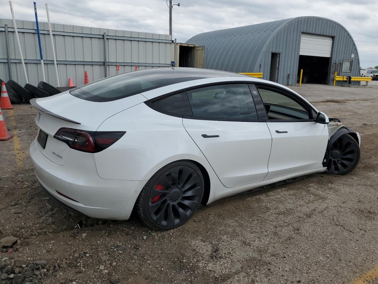 2021 Tesla Model 3 vin: 5YJ3E1EC9MF992363