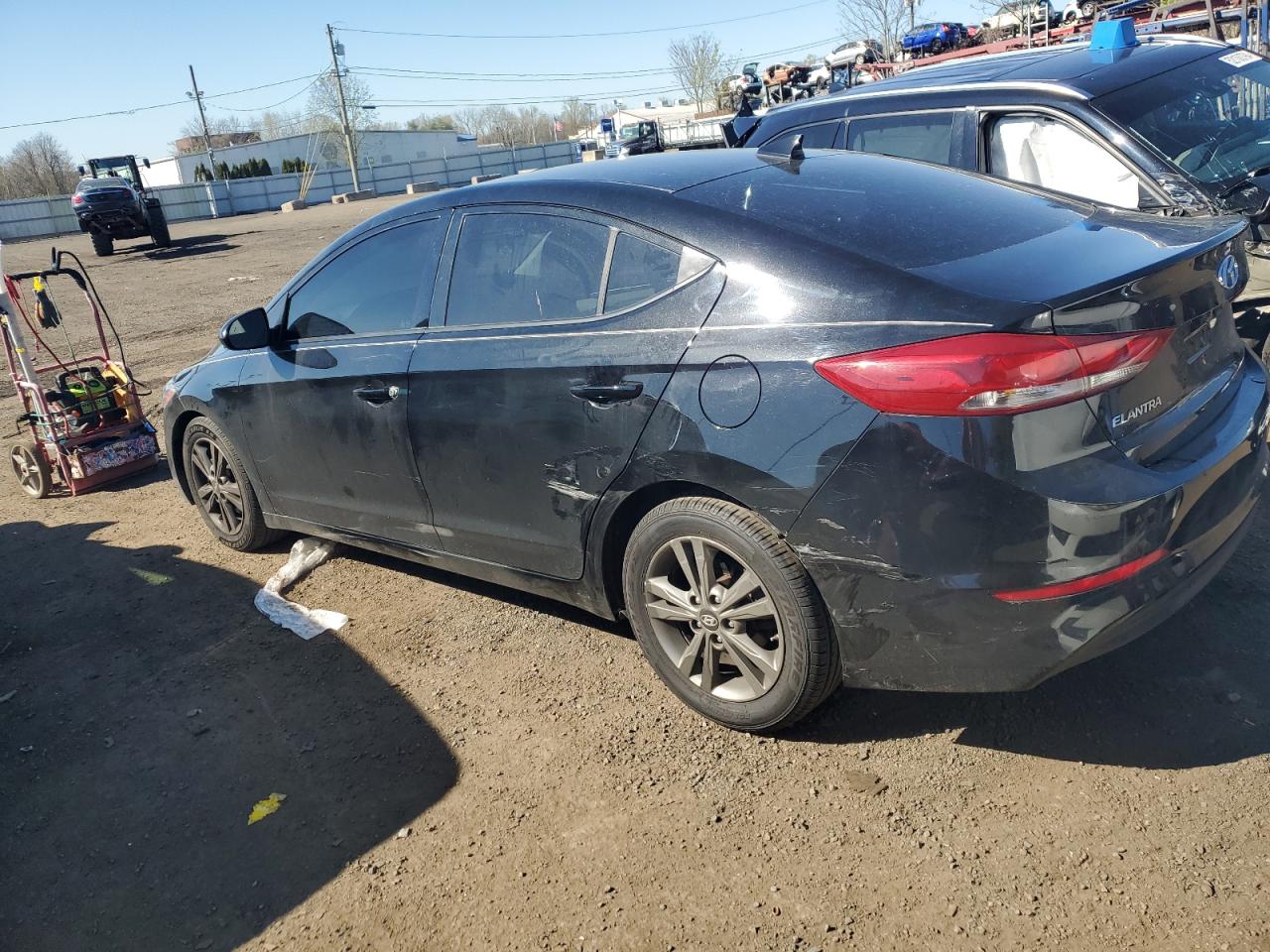 2018 Hyundai Elantra Sel vin: 5NPD84LF9JH329494