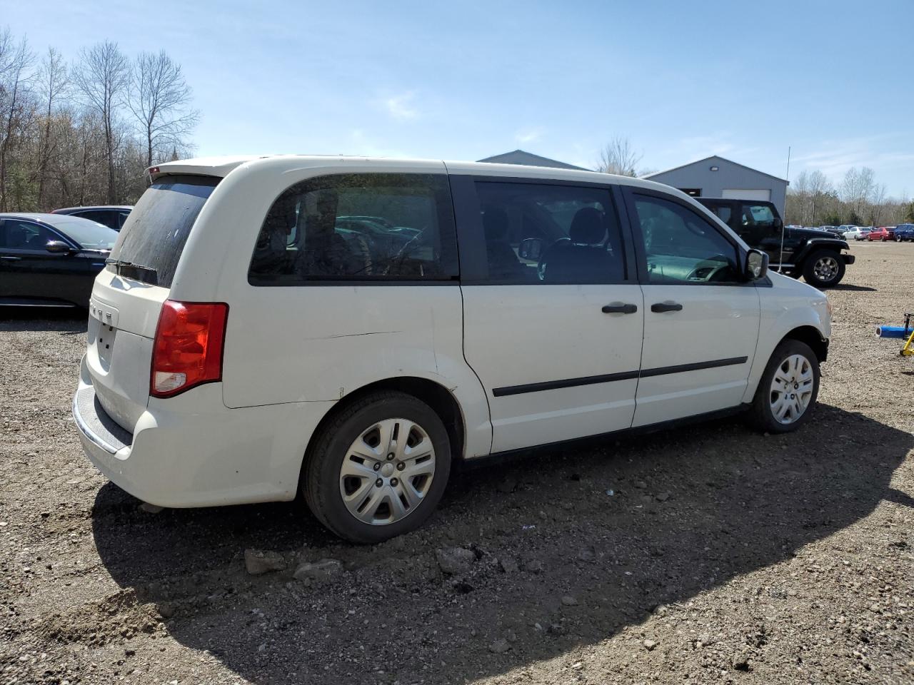 2C4RDGBGXER185704 2014 Dodge Grand Caravan Se