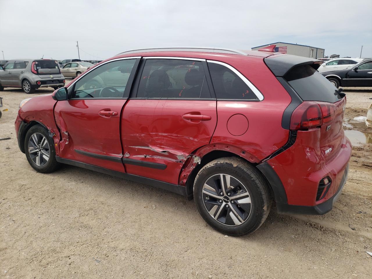 KNDCB3LC1N5524606 2022 Kia Niro Lx