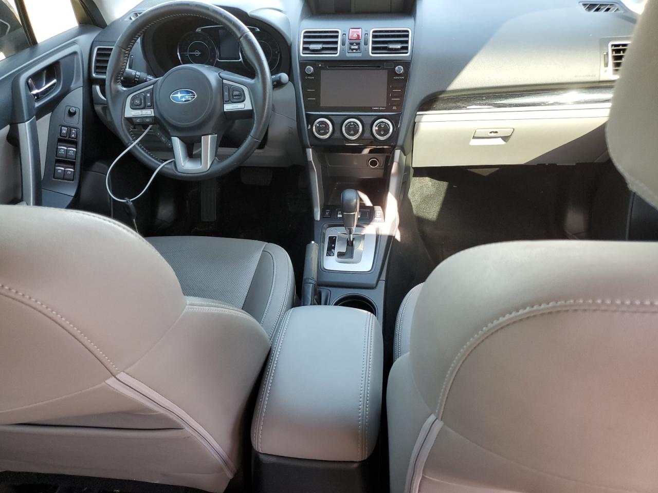 JF2SJAJC1HH519240 2017 Subaru Forester 2.5I Limited