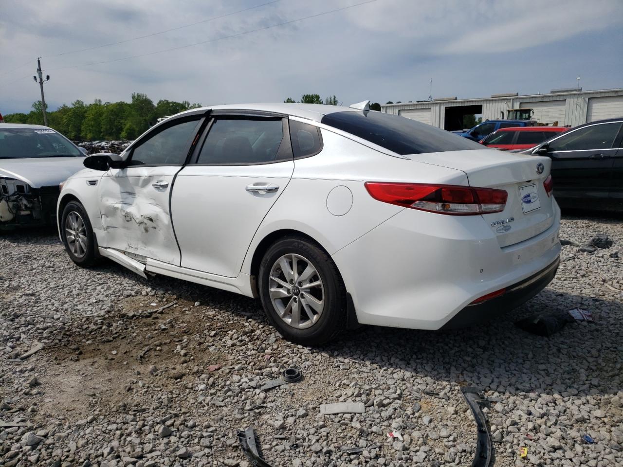 2018 Kia Optima Lx vin: KNAGT4L34J5214509