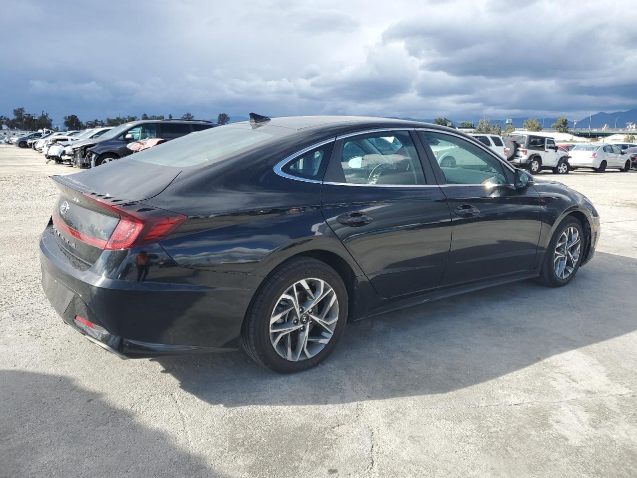 2022 Hyundai Sonata Sel vin: KMHL64JA6NA218807