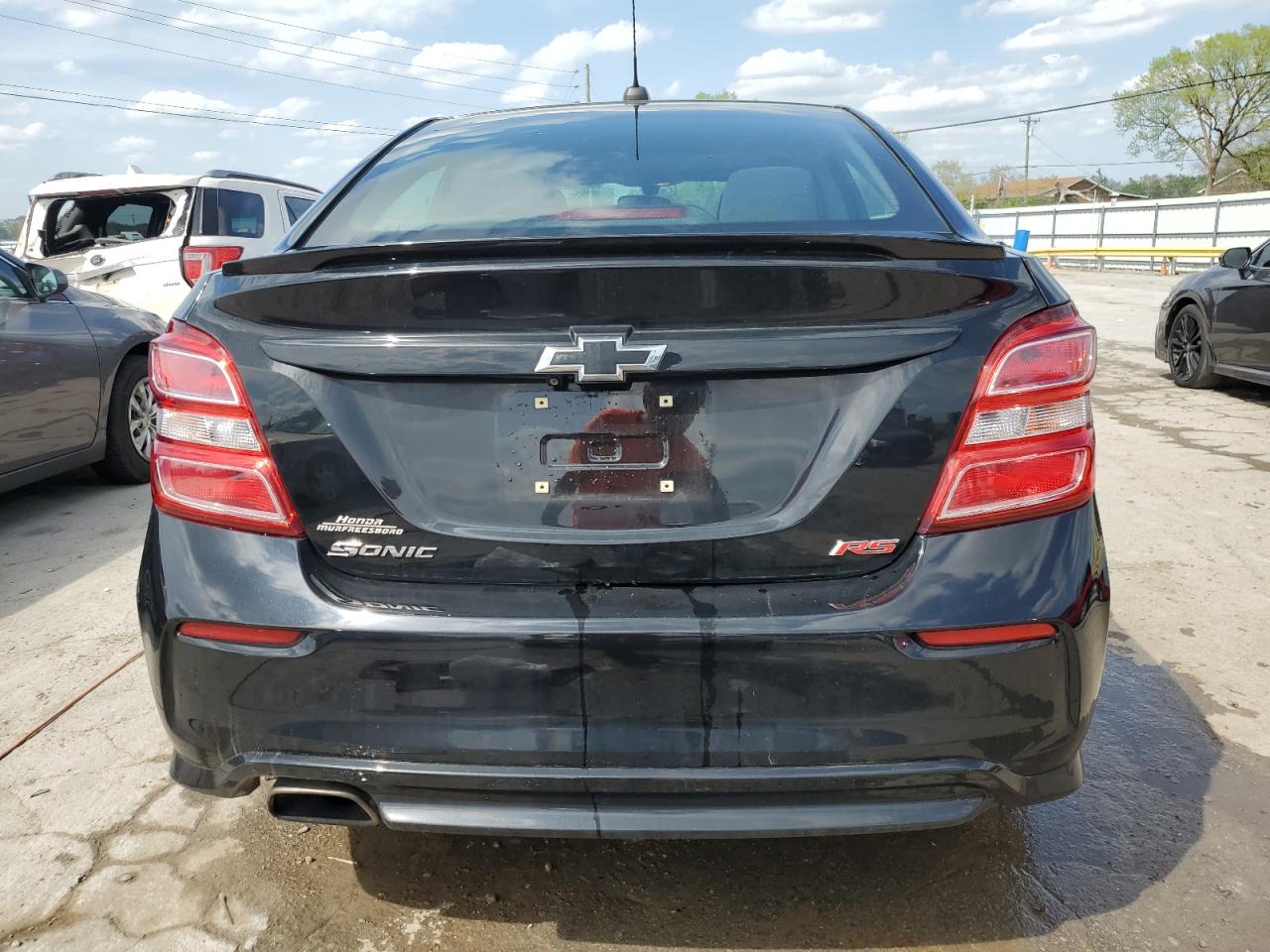 1G1JD5SB5K4136892 CHEVROLET SONIC 2019