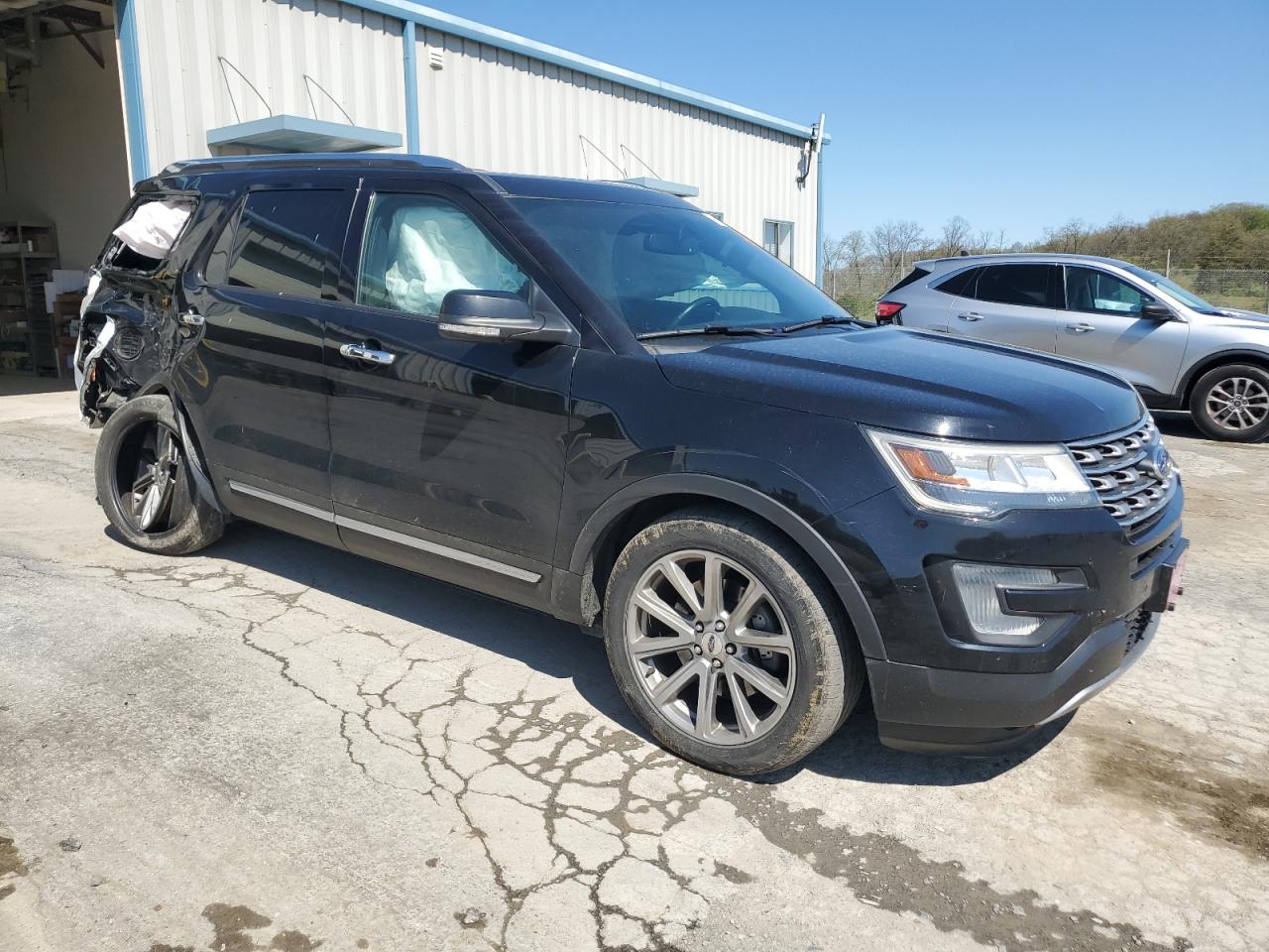 1FM5K8F80HGC85888 2017 Ford Explorer Limited