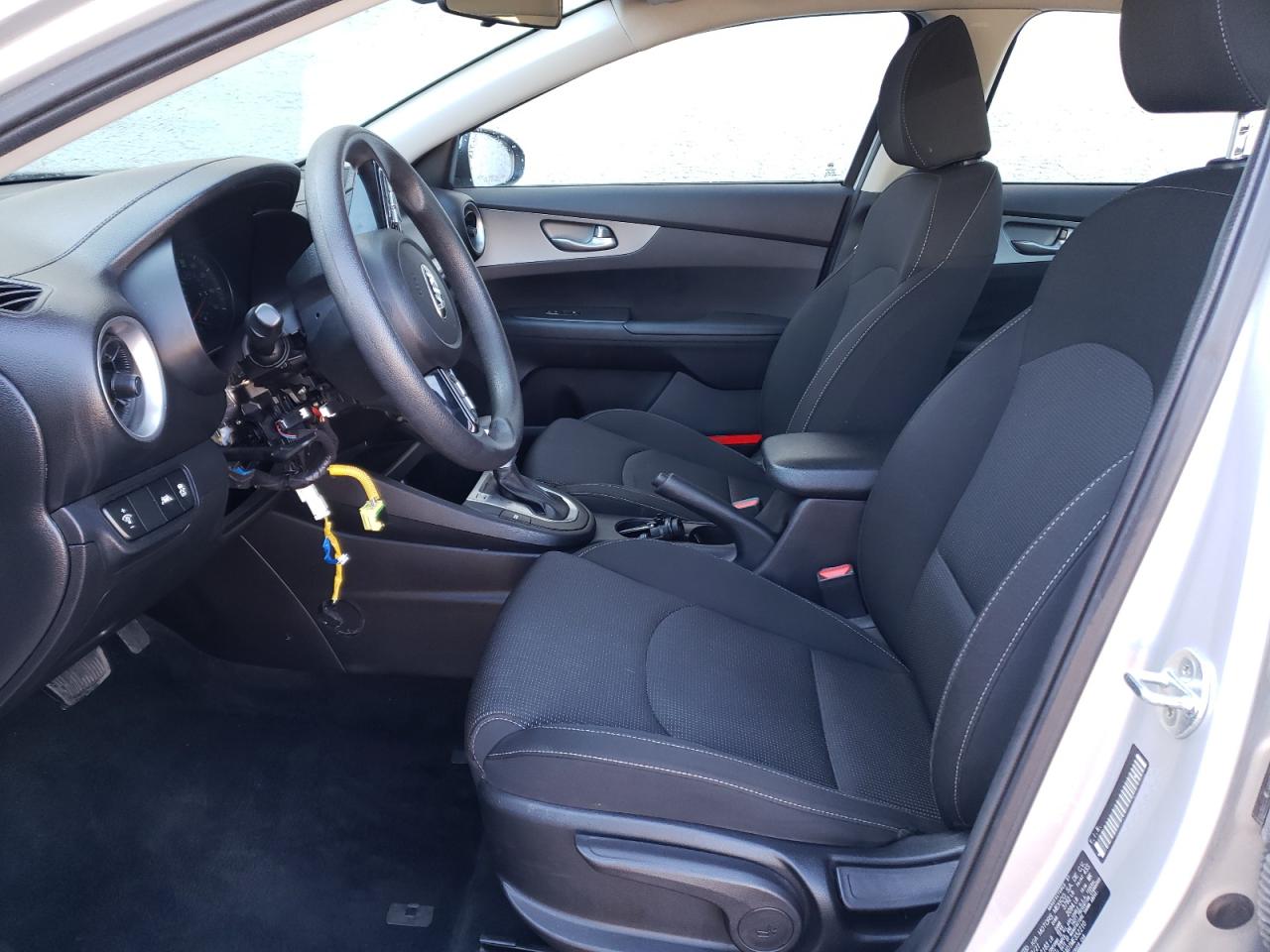 3KPF24AD1ME352210 2021 Kia Forte Fe