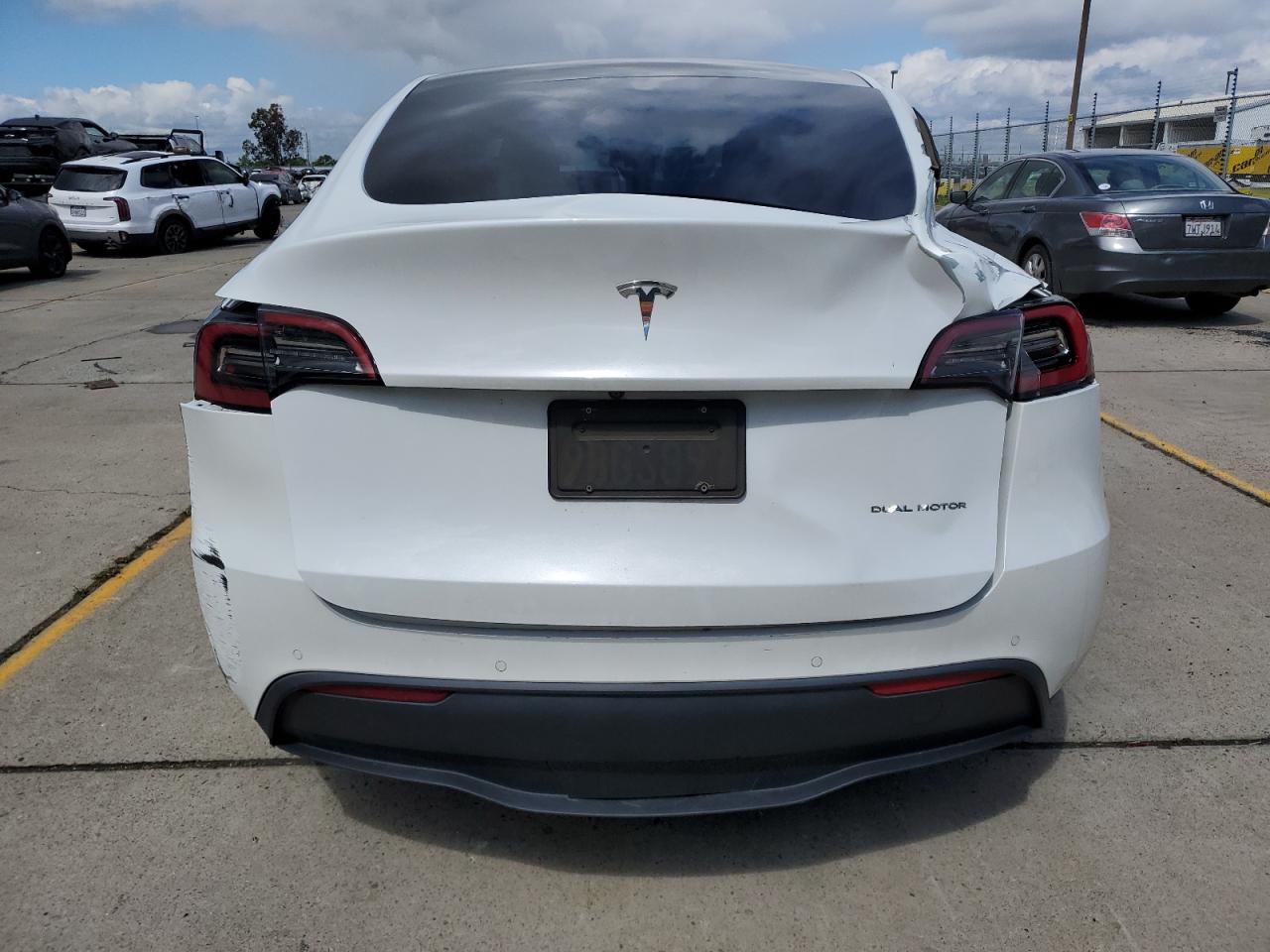7SAYGDEE1NF440394 TESLA MODEL Y 2022