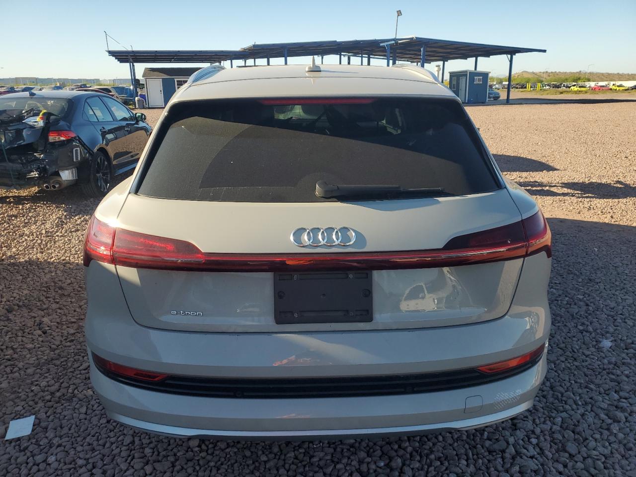 WA1VAAGE4KB025026 2019 Audi E-Tron Prestige