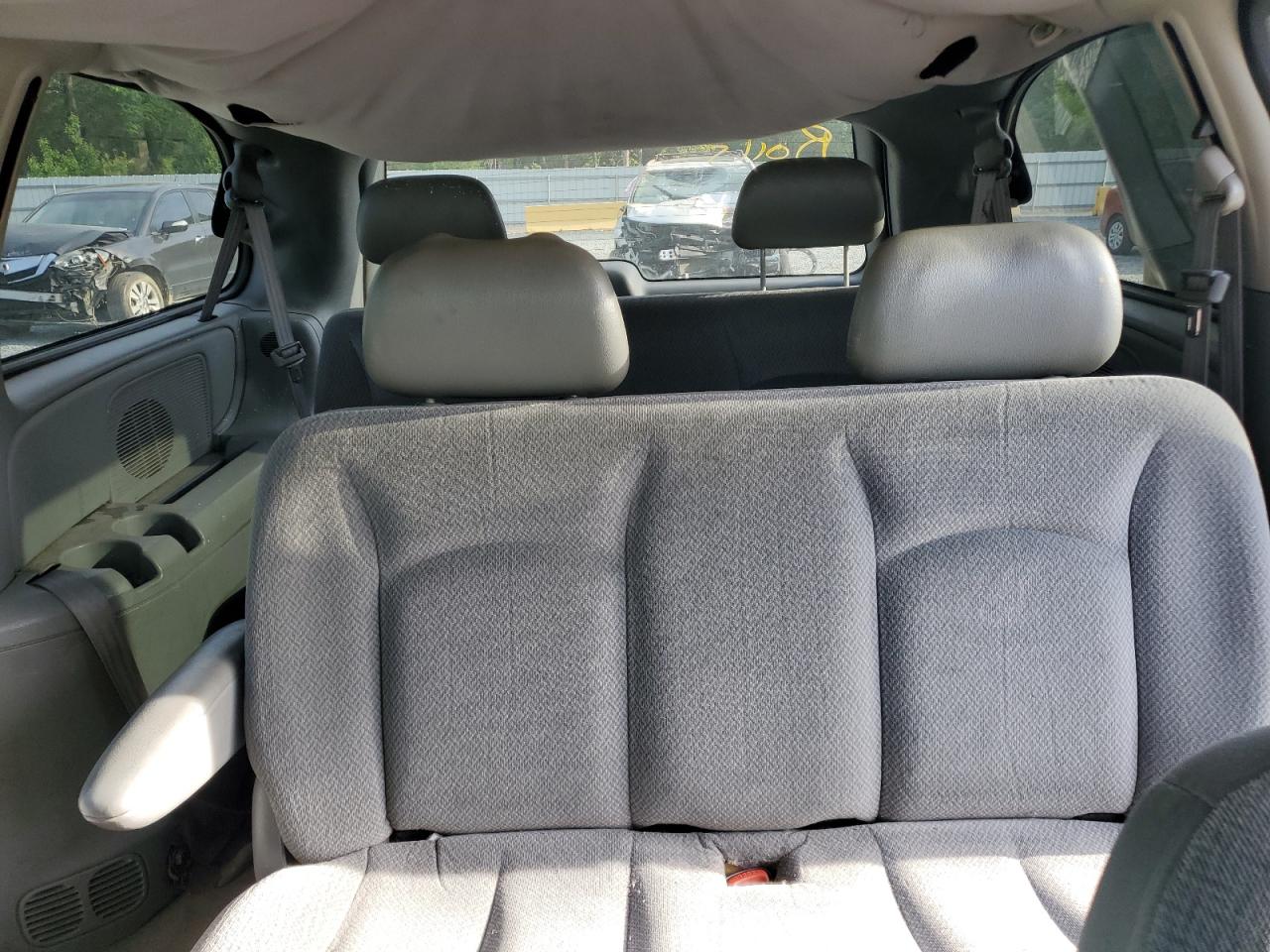 1D4GP24R35B260275 2005 Dodge Grand Caravan Se