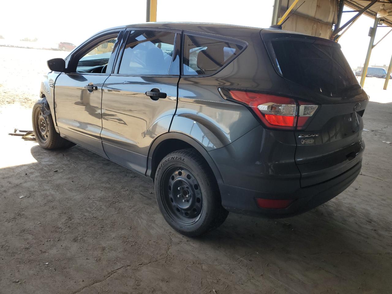 1FMCU0F79JUB52970 2018 Ford Escape S