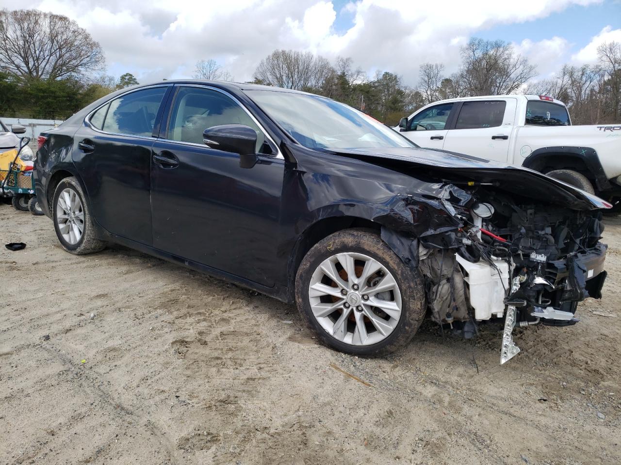 JTHBW1GG9F2099204 2015 Lexus Es 300H