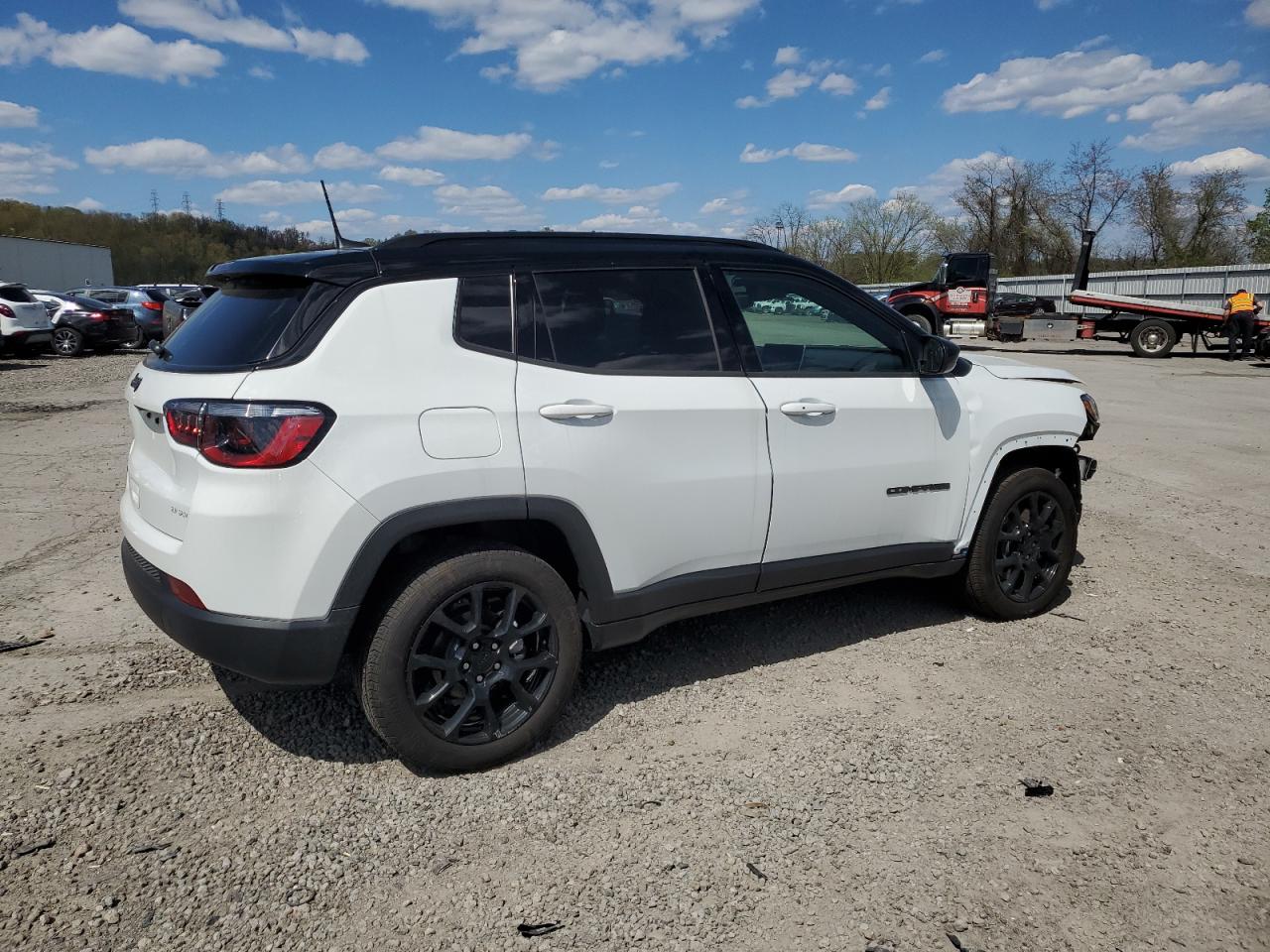 3C4NJDBN6PT510160 2023 Jeep Compass Latitude