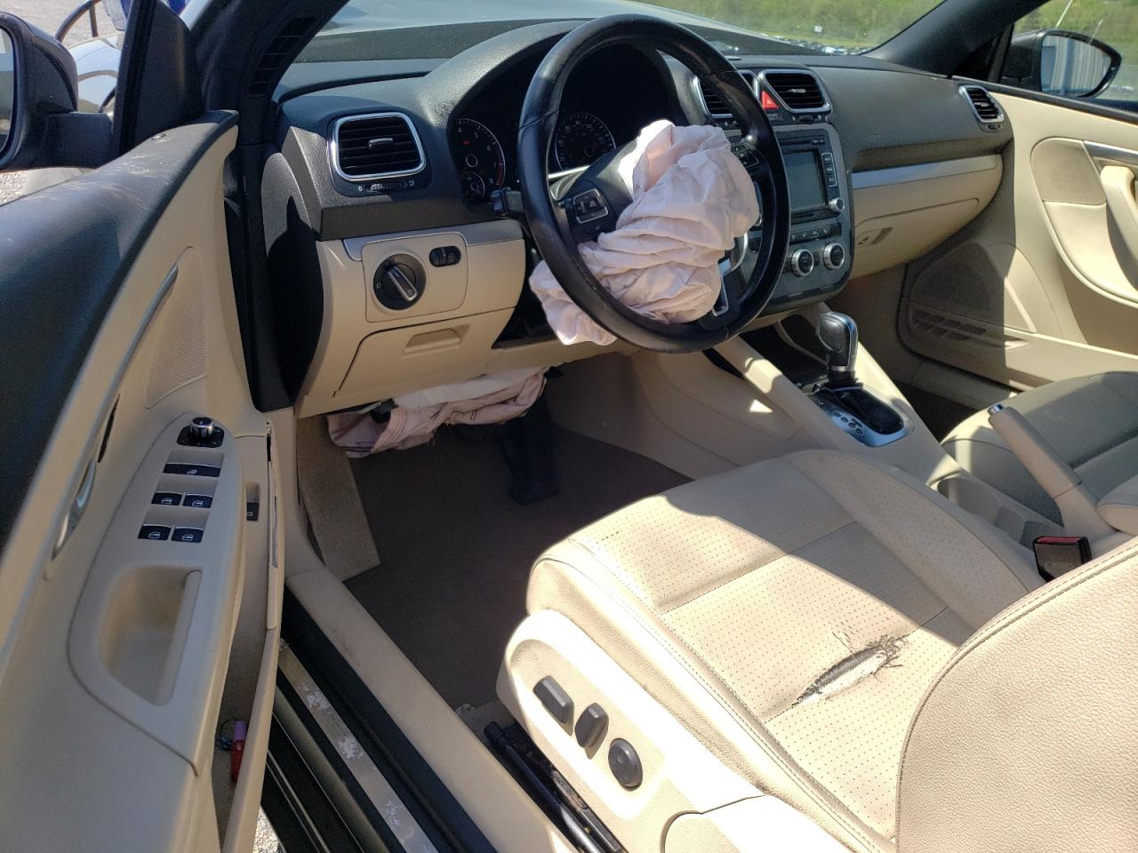 WVWBW8AH1DV002567 2013 Volkswagen Eos Komfort