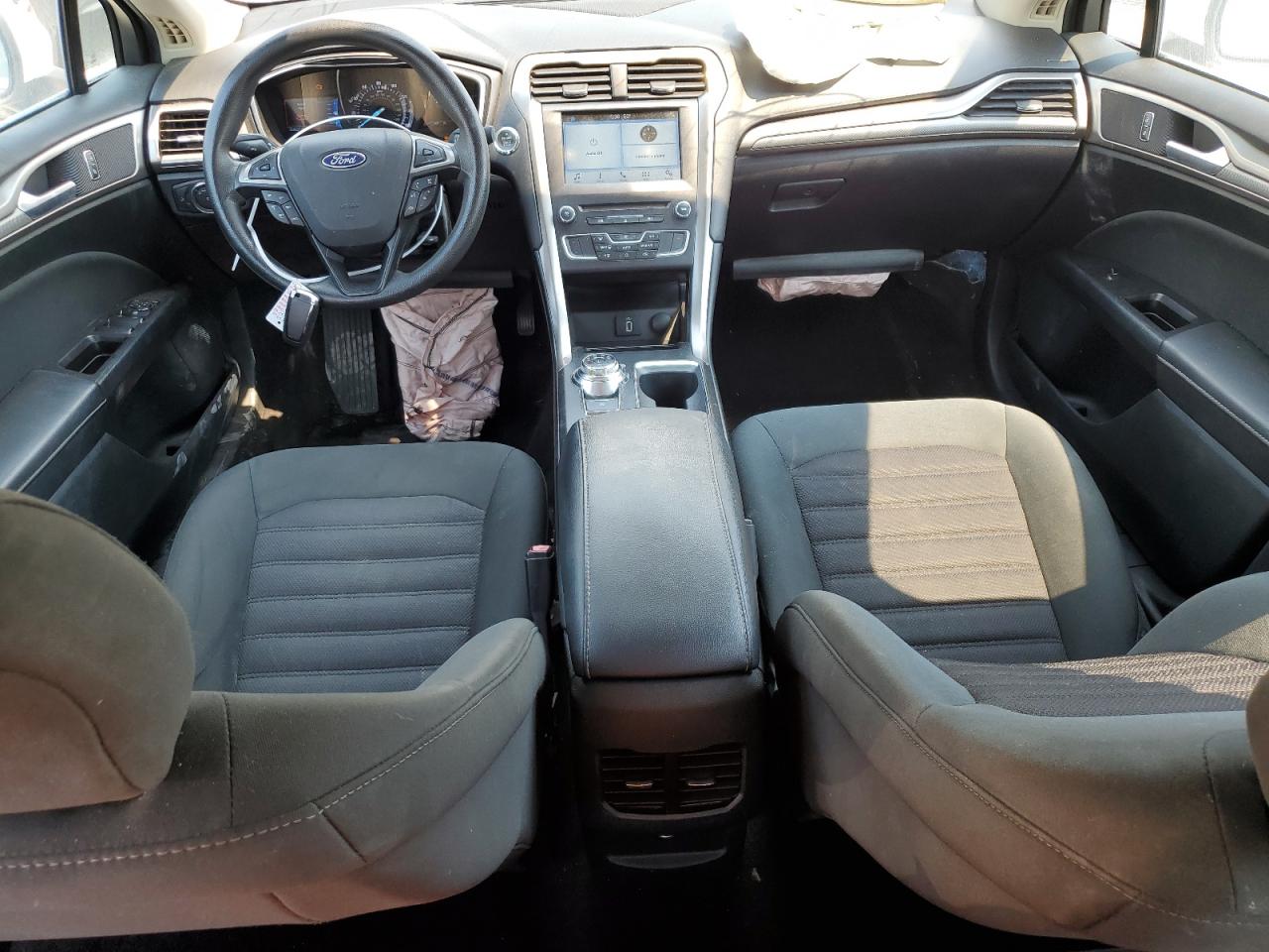 3FA6P0H72HR193549 FORD FUSION 2017