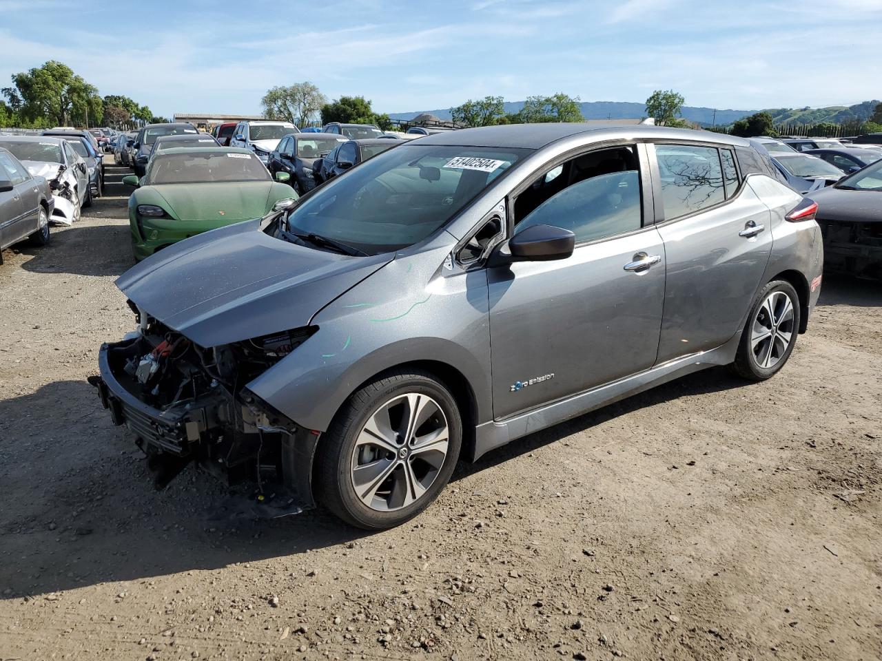 1N4AZ1CP8JC303056 2018 Nissan Leaf S