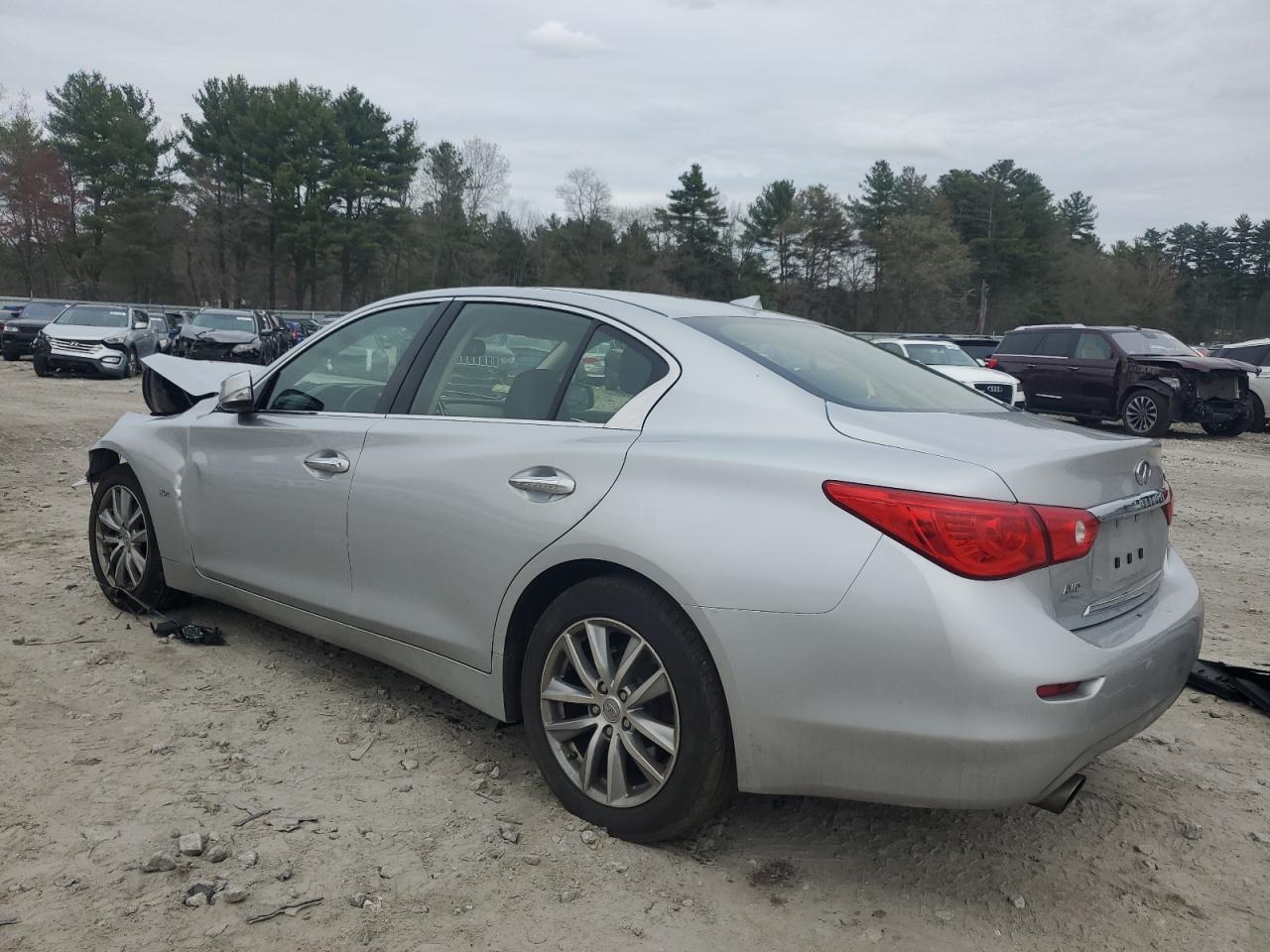 JN1EV7AR8HM831668 2017 Infiniti Q50 Premium