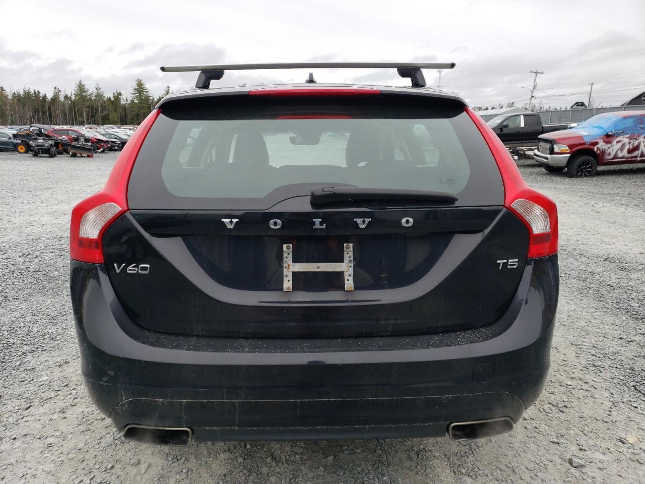 2016 Volvo V60 T5 Premier vin: YV140MEK4G1289580