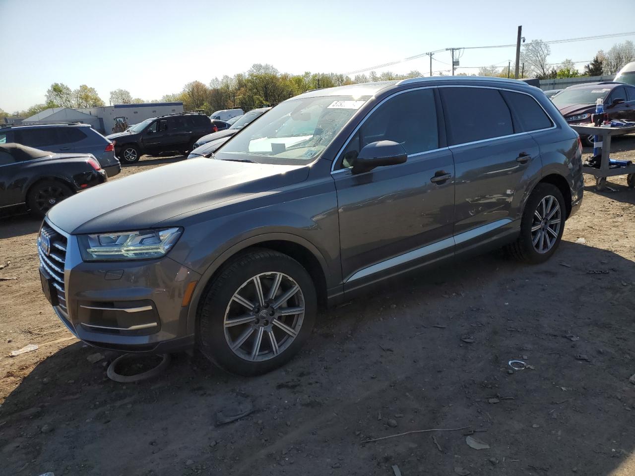 WA1LHAF74KD015462 2019 Audi Q7 Premium Plus