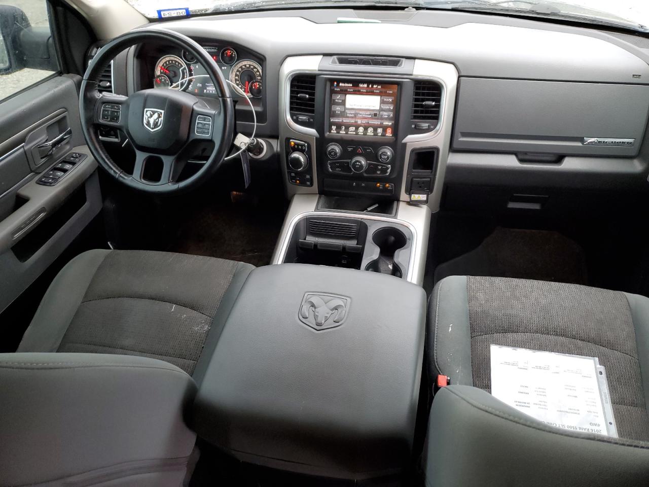 3C6RR7LT7GG364392 2016 Ram 1500 Slt