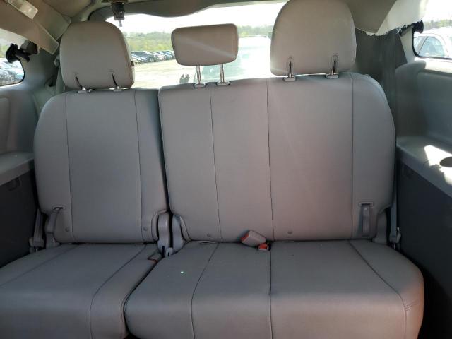 2015 TOYOTA SIENNA XLE - 5TDYK3DC3FS579526