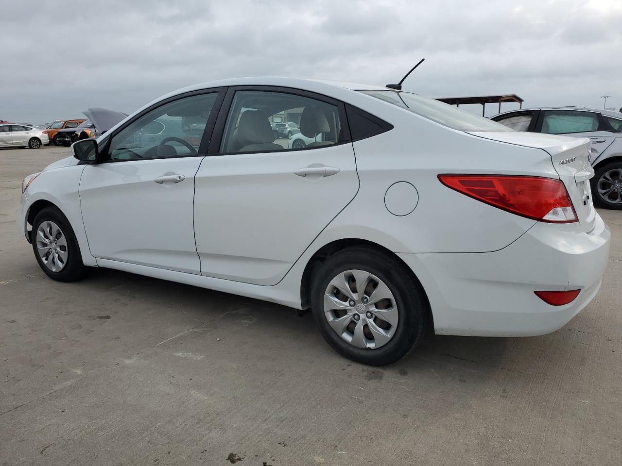 2017 Hyundai Accent Se vin: KMHCT4AE5HU368986