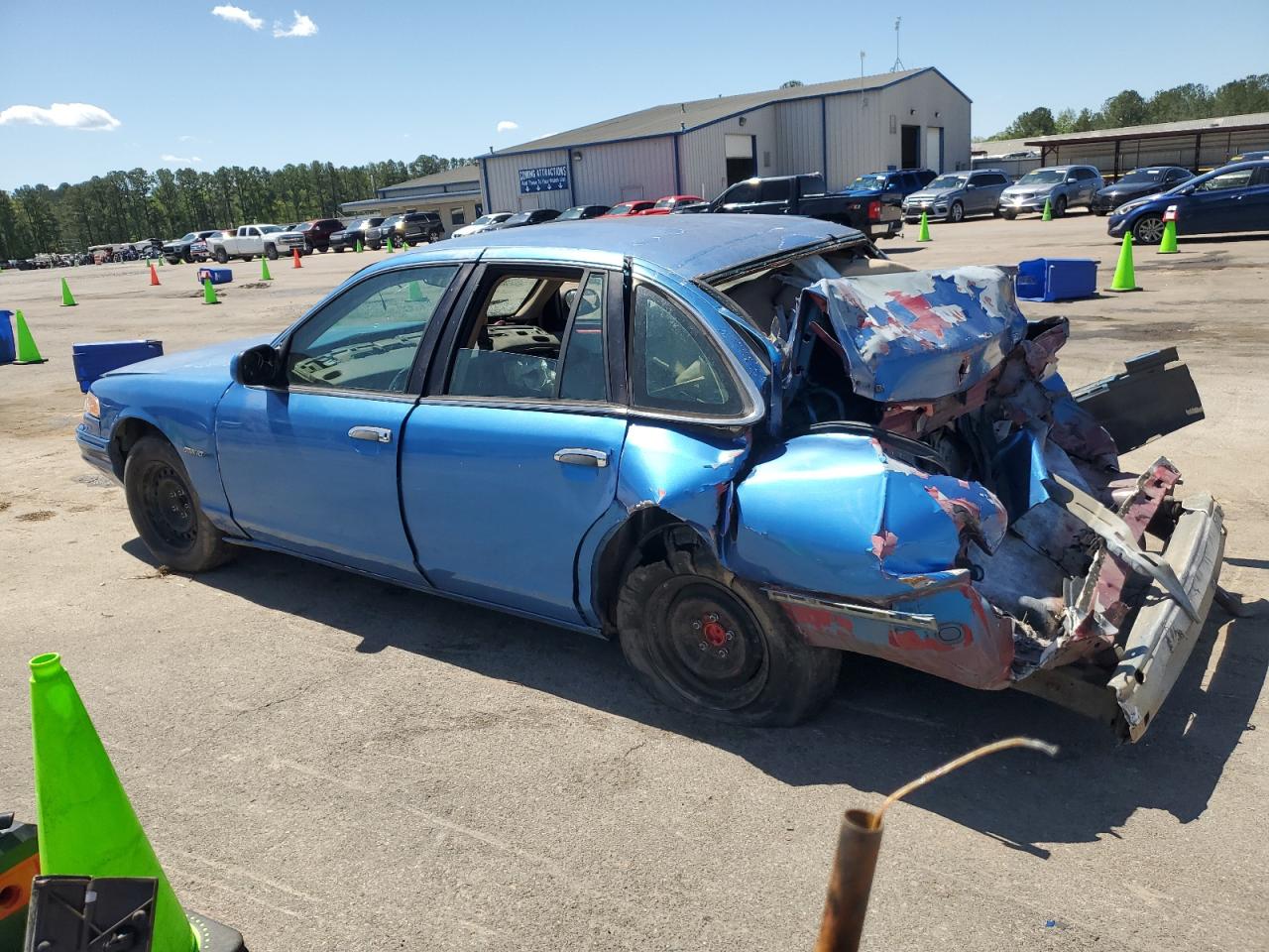 2FALP74W1VX216311 1997 Ford Crown Victoria Lx