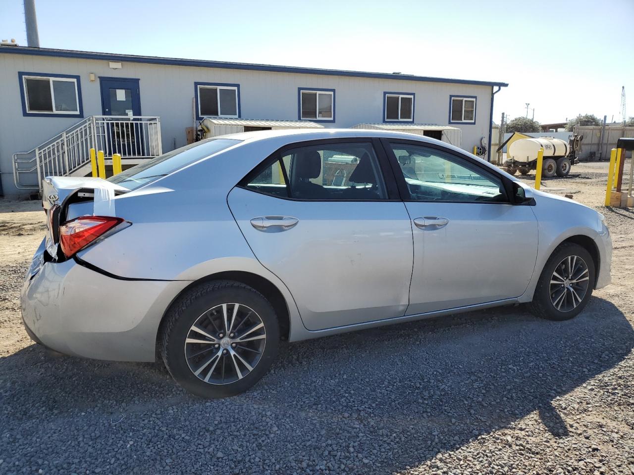 5YFBURHE3HP685694 2017 Toyota Corolla L