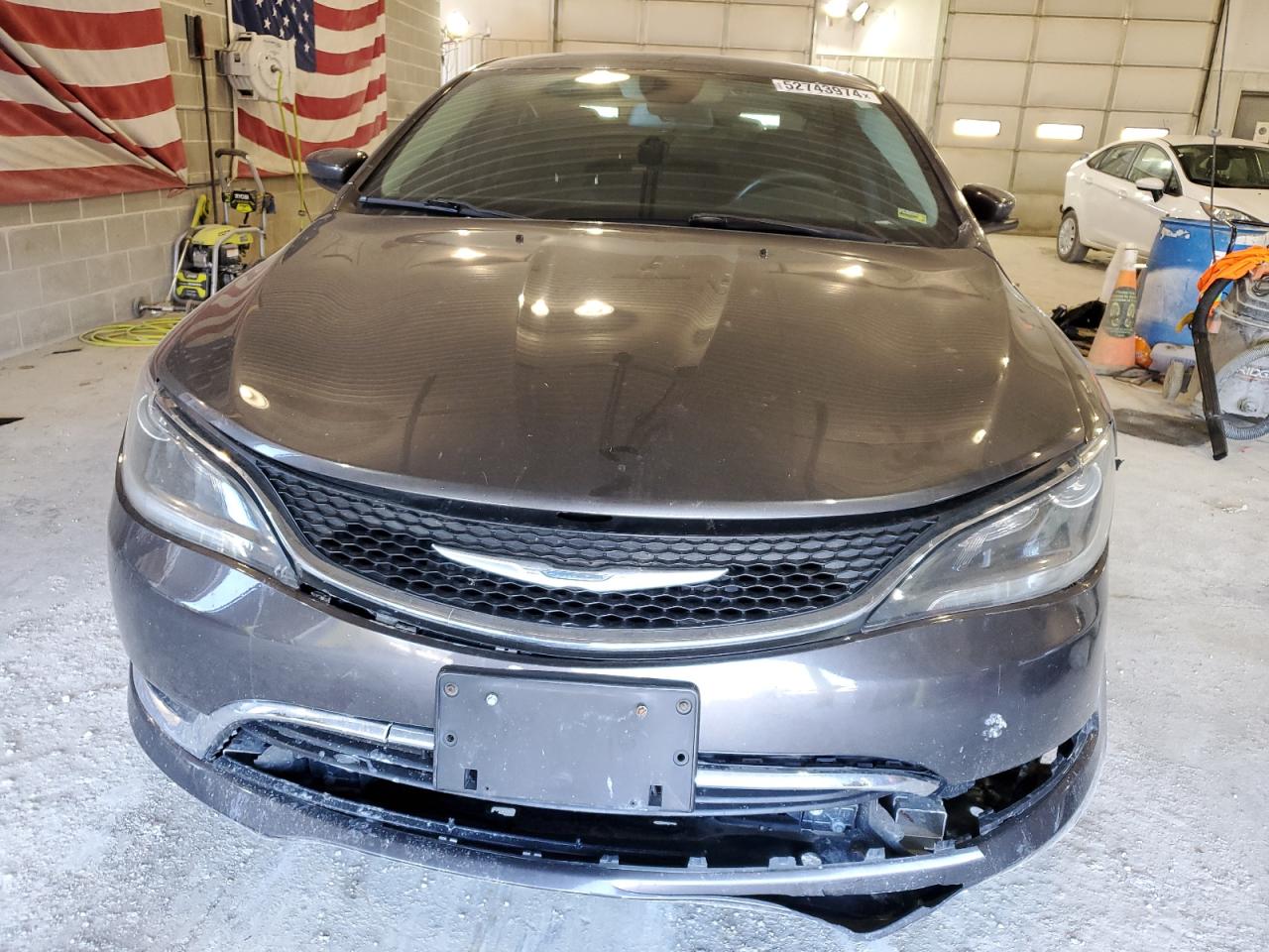 Lot #2519766329 2015 CHRYSLER 200 LIMITE