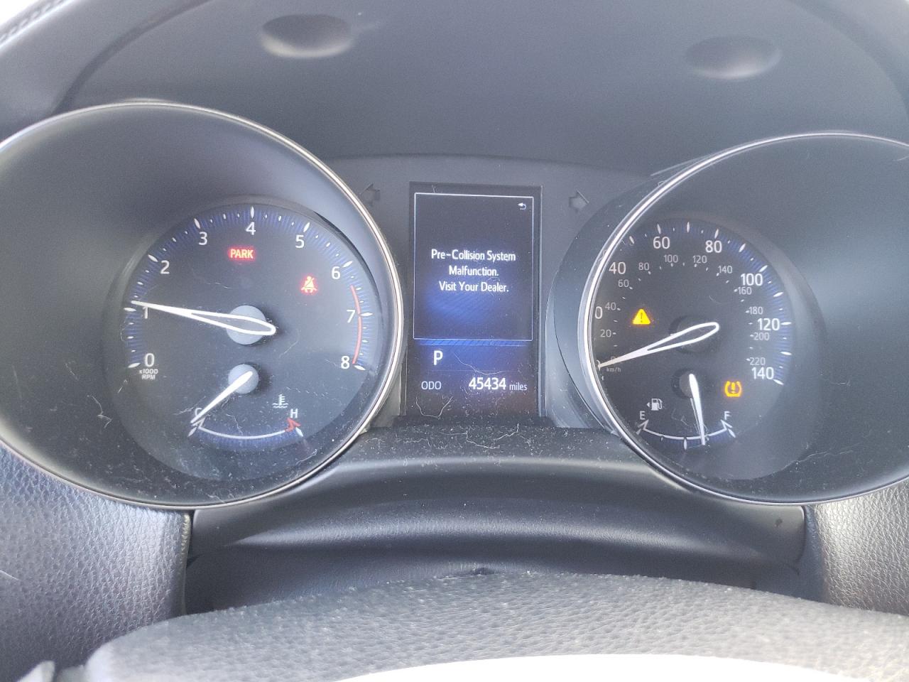 NMTKHMBX1JR029815 TOYOTA C-HR 2018