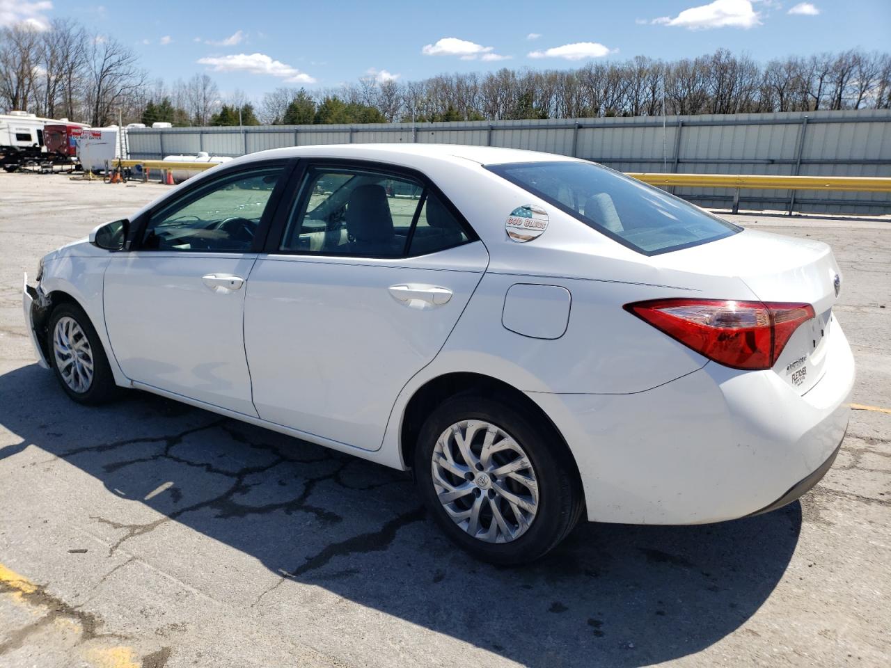 5YFBURHEXHP599069 2017 Toyota Corolla L