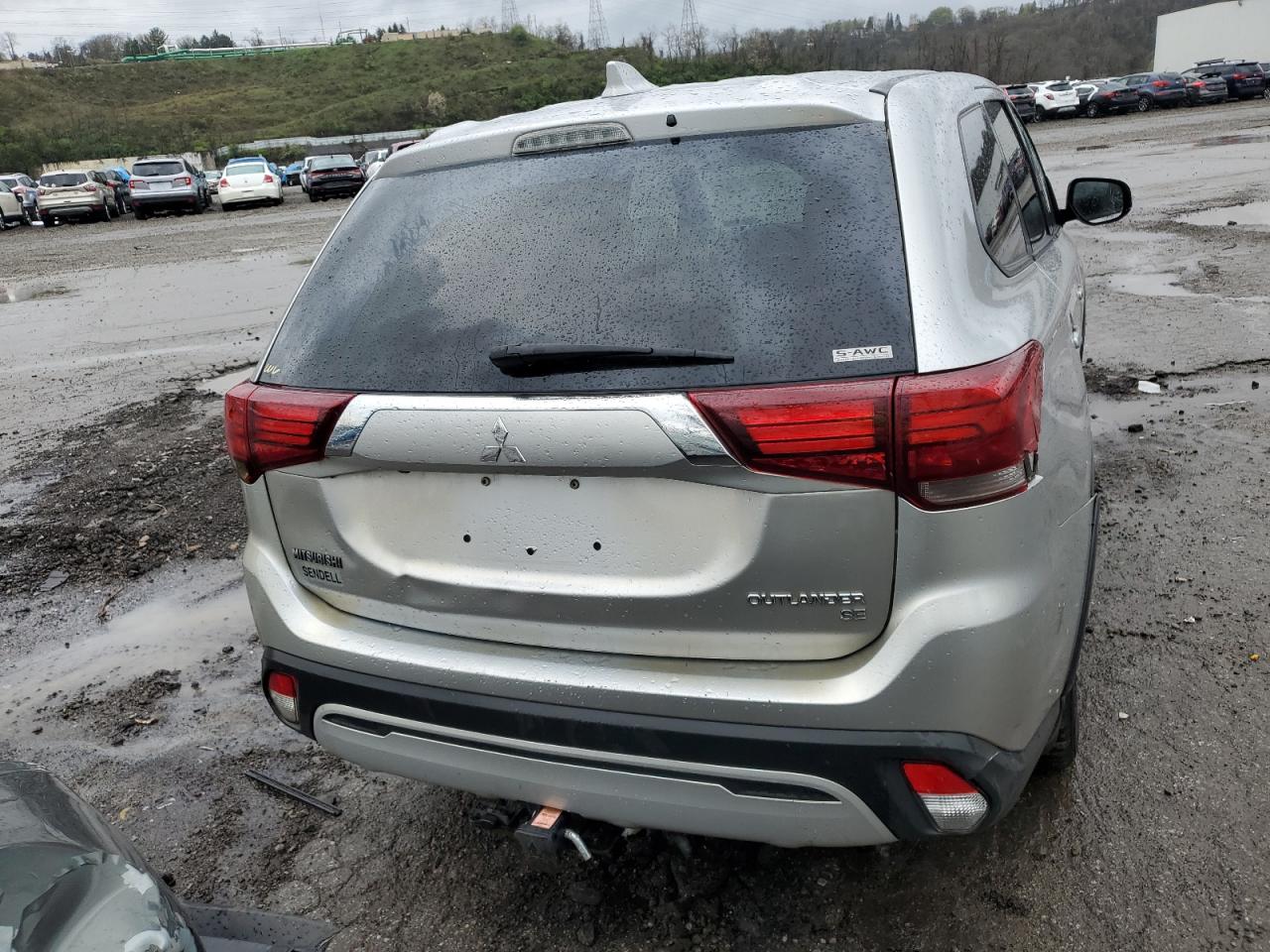 Lot #2501279246 2019 MITSUBISHI OUTLANDER