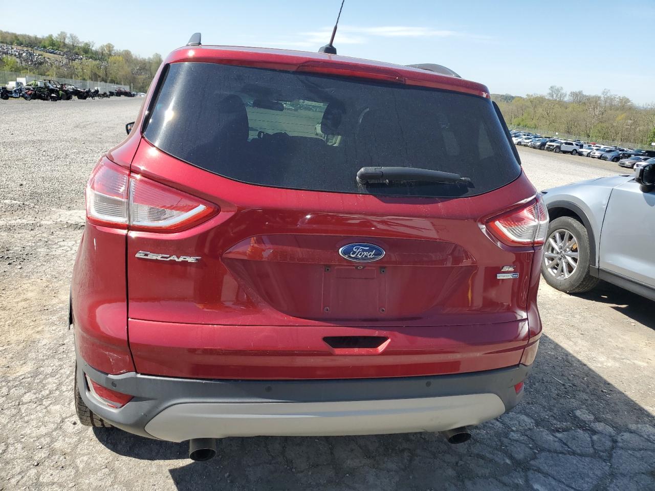 1FMCU9GXXFUB15372 2015 Ford Escape Se