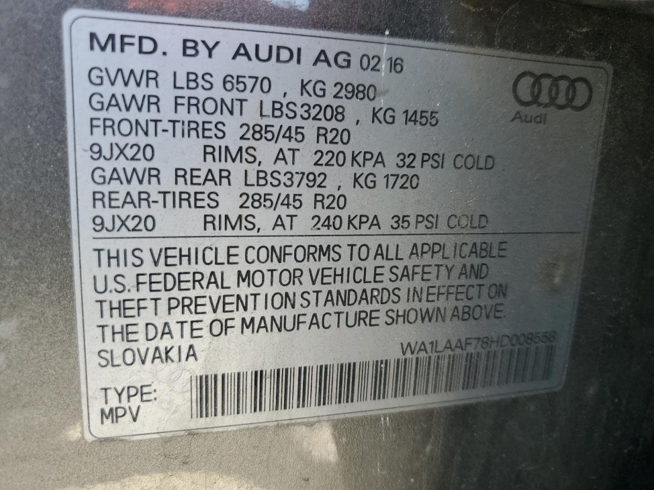 WA1LAAF78HD008558 2017 Audi Q7 Premium Plus