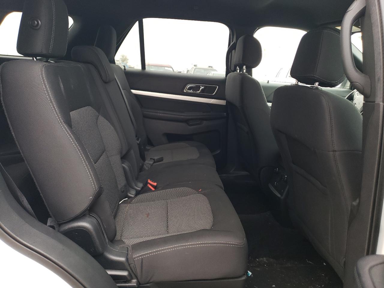 1FM5K8D83HGD87656 FORD EXPLORER 2017