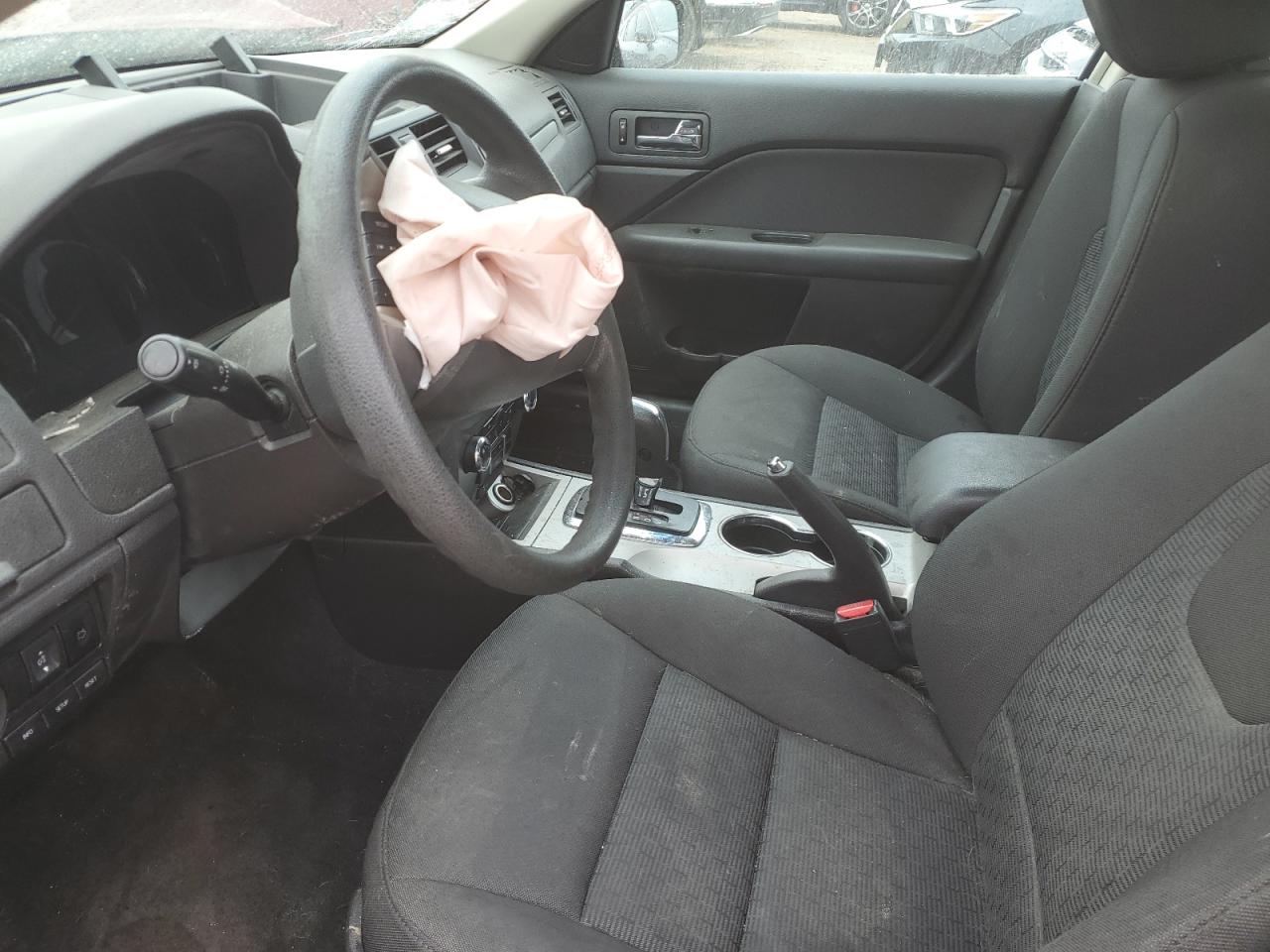 3FAHP0HA3AR150249 2010 Ford Fusion Se